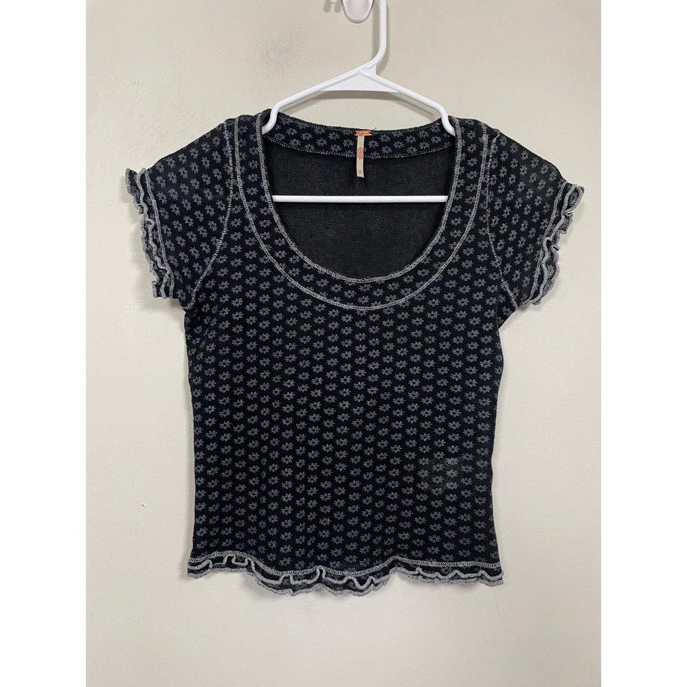 Free People Garner Tee In Black Floral Size XS Bohemian Casual Essential - Picture 2 of 7